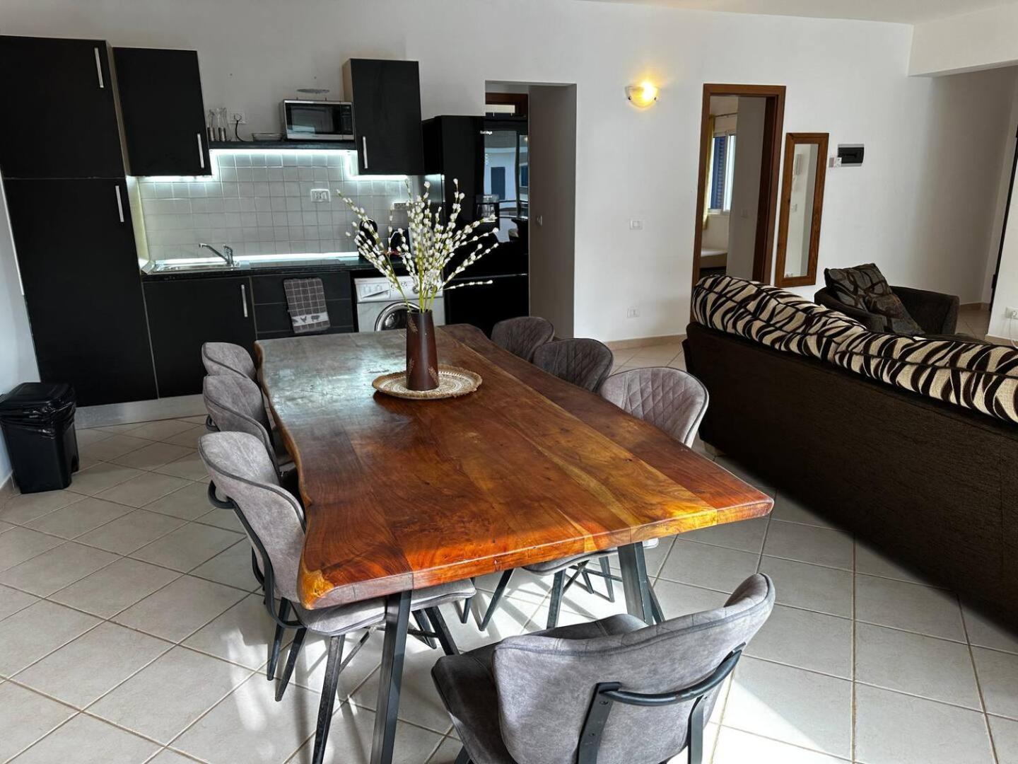 Leme Bedje Two Bedroom - By Bobbywashere ซังตามาเรีย ภายนอก รูปภาพ