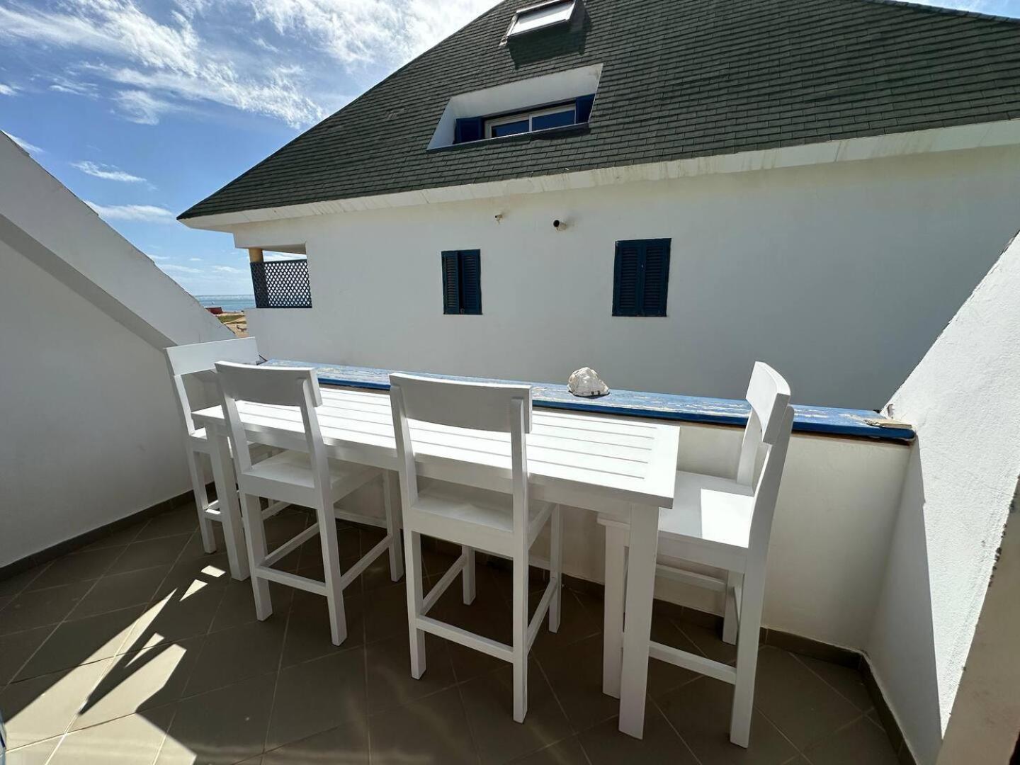 Leme Bedje Two Bedroom - By Bobbywashere ซังตามาเรีย ภายนอก รูปภาพ