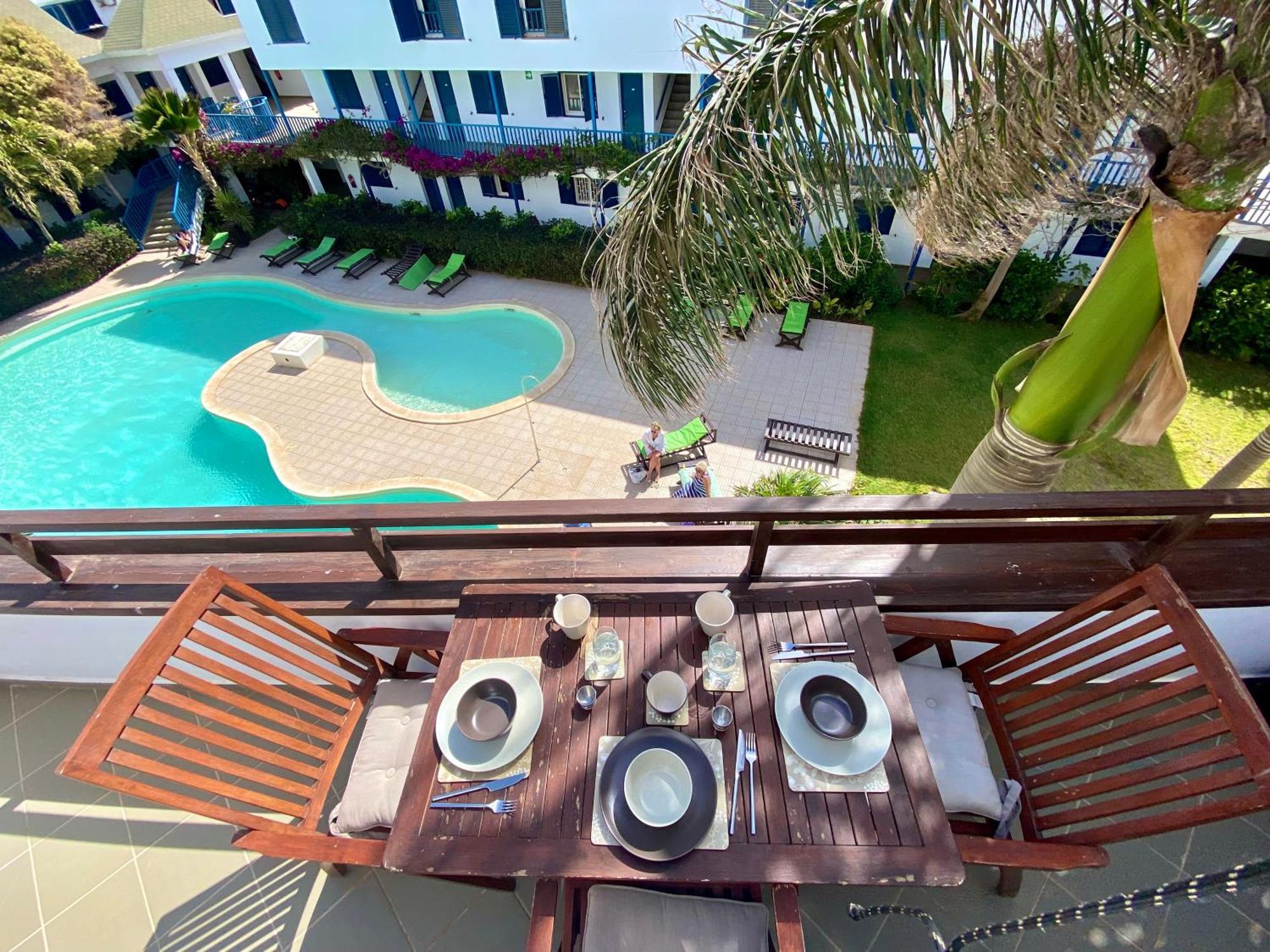 Leme Bedje Two Bedroom - By Bobbywashere ซังตามาเรีย ภายนอก รูปภาพ